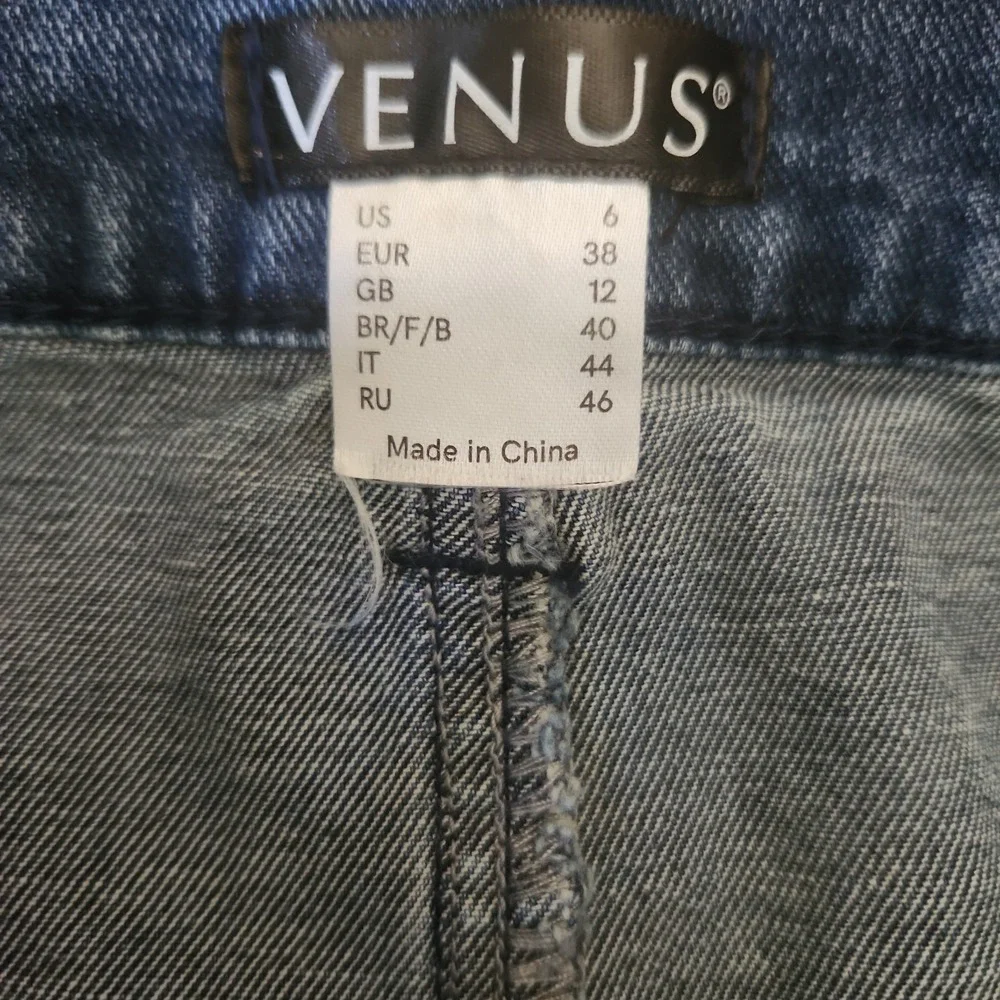 Venus Short Shorts Denim Cut-off Style Rhinestone Casual Summer Women's Size 6